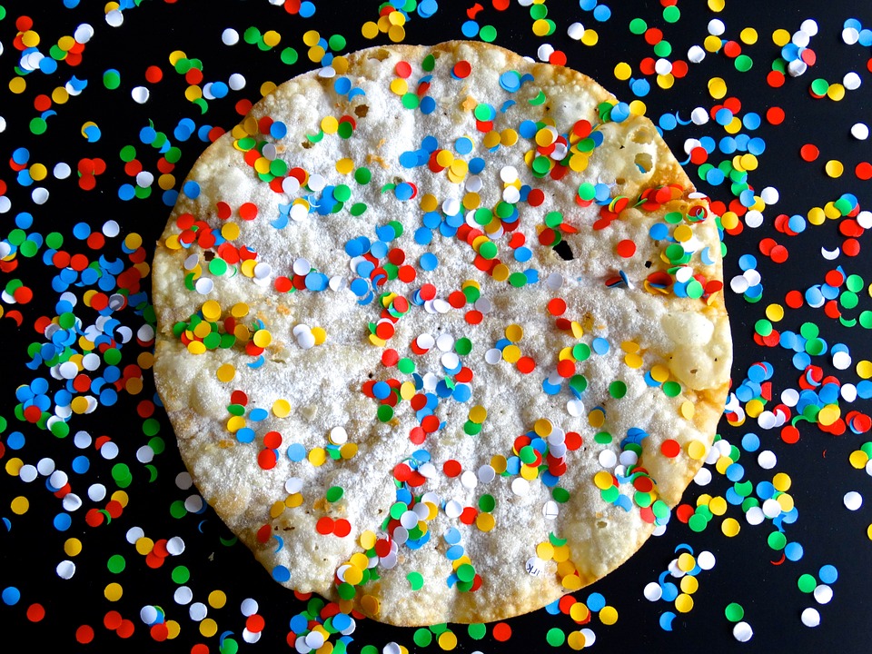 La ricetta delle frappe (e di altri dolci di carnevale)